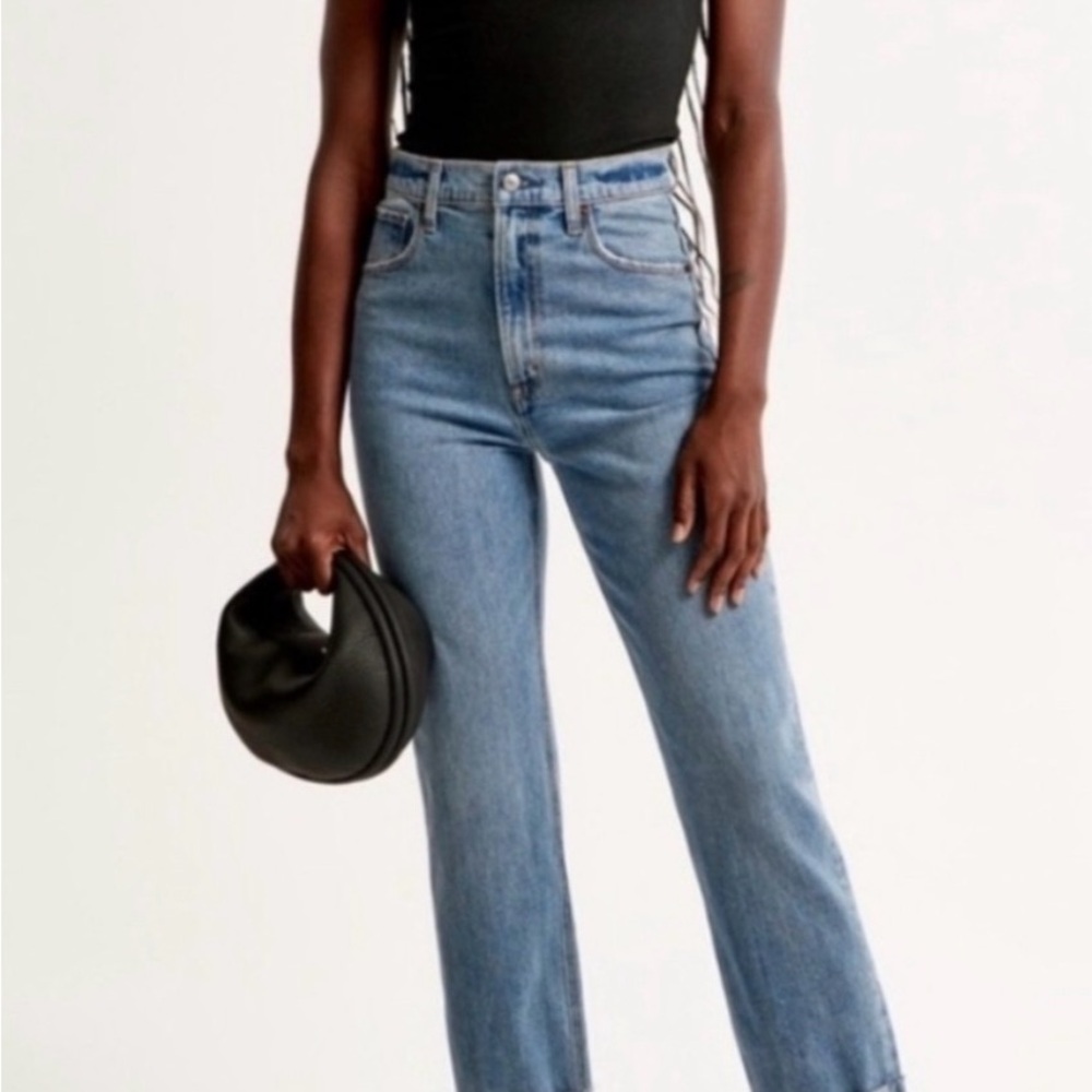 Abercrombie & Fitch The Ankle Straight Ultra High Rise Cuffed Jeans